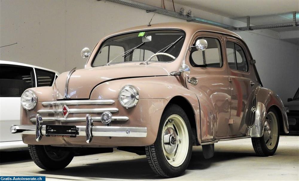 Oldtimer Renault 4 CV Limousine