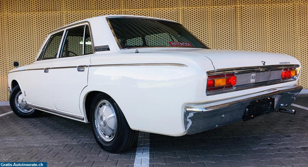 Bild 3: Oldtimer Toyota CROWN 2300 De Luxe Limousine