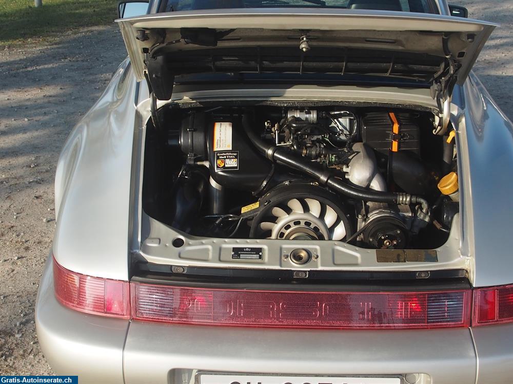Bild 3: Oldtimer Porsche 911 Carrera 4, Motor revidiert Coupé