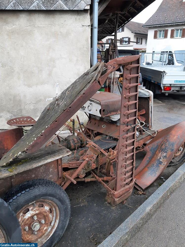 Bild 3: Oldtimer Dacia Donet Geländewagen