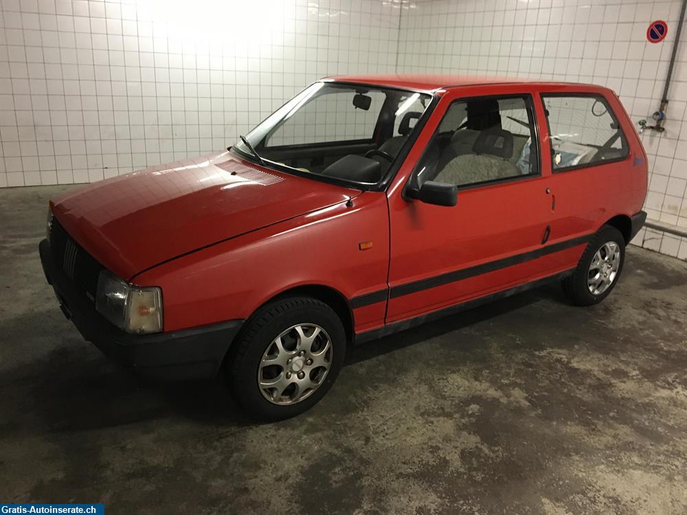 Bild 2: Oldtimer Fiat Uno 45 i.e. Limousine