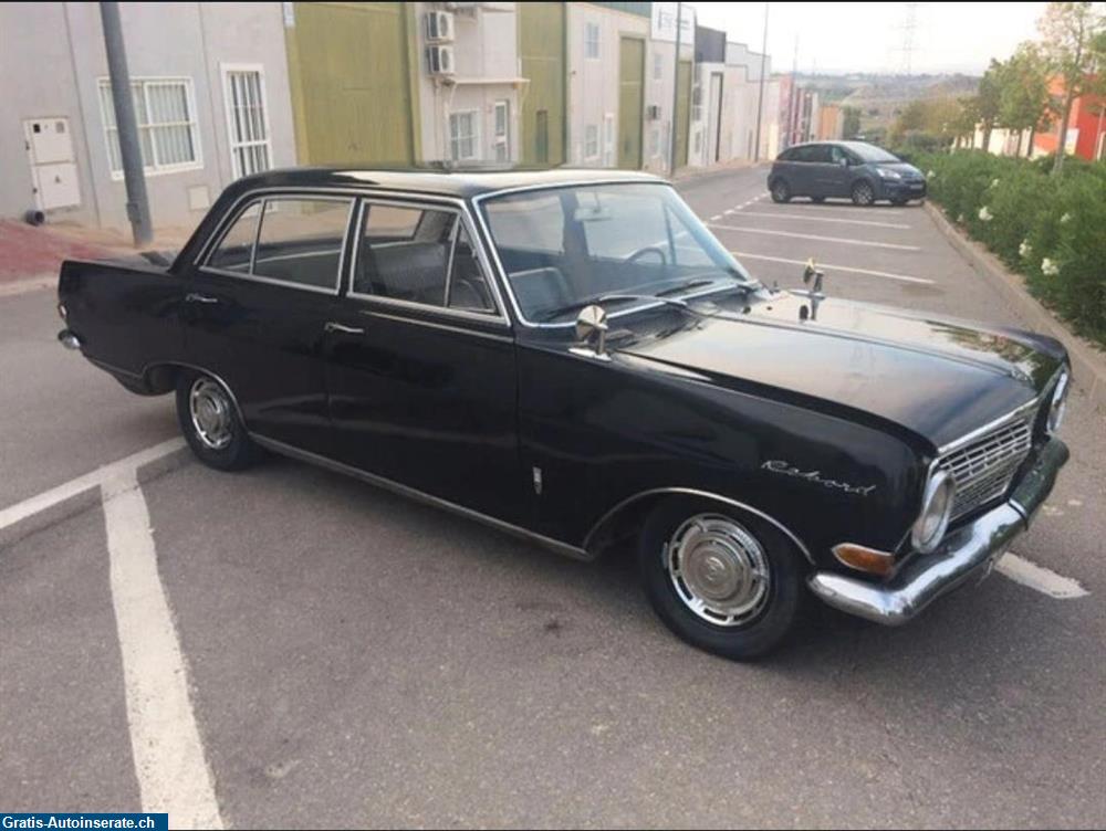 Oldtimer Opel Rekord A 1700 Limousine