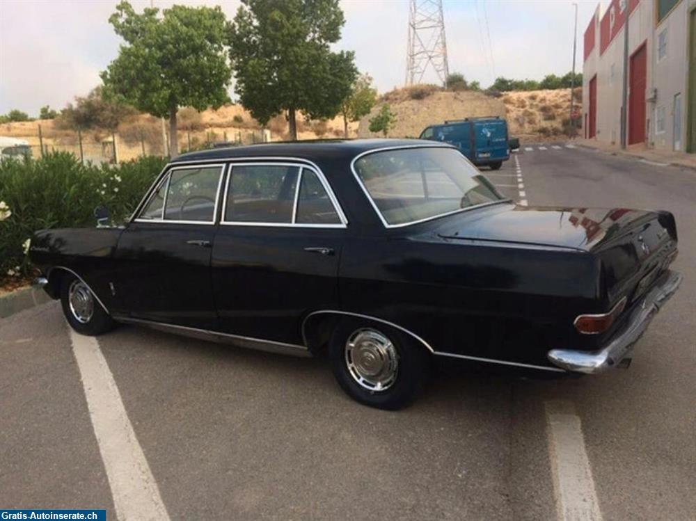 Bild 7: Oldtimer Opel Rekord A 1700 Limousine