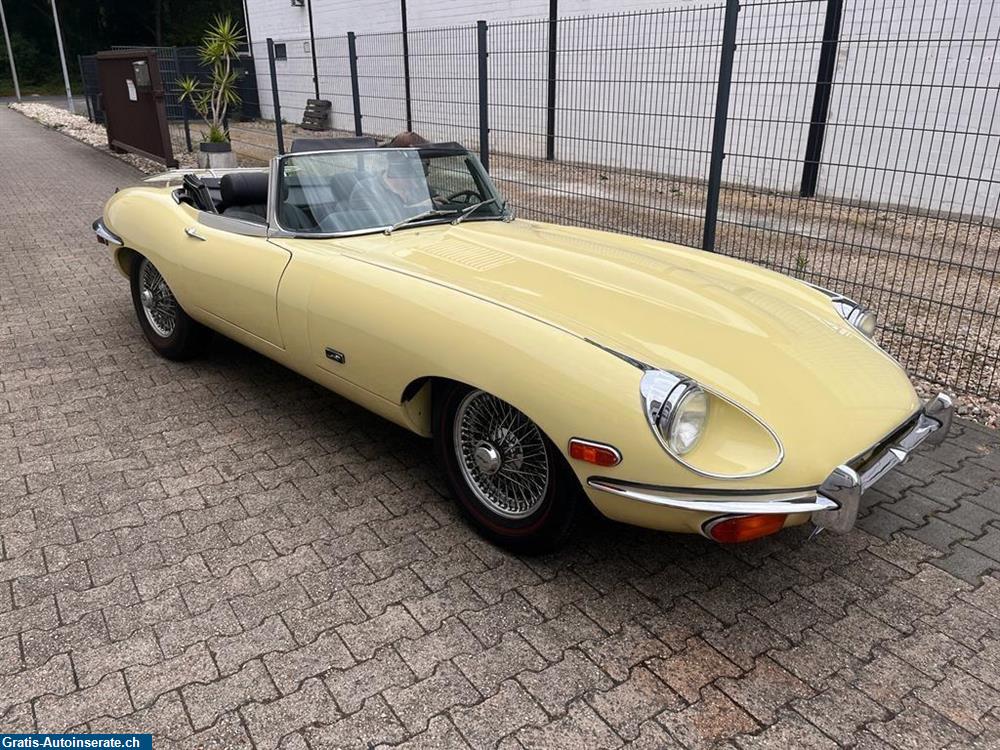 Oldtimer Jaguar E-Type Serie 1 Cabrio