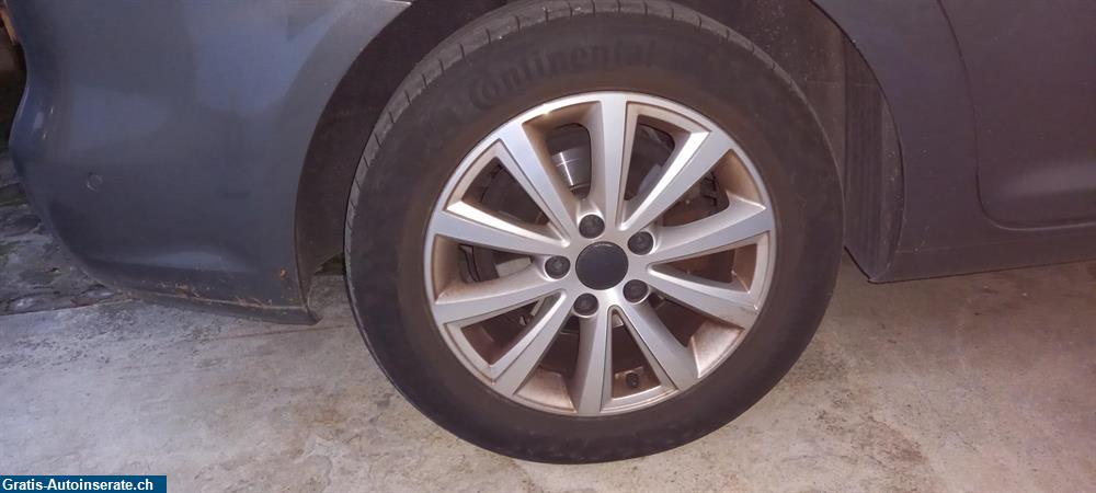 Bild 6: Occasion VW Touran 2.0 Kombi
