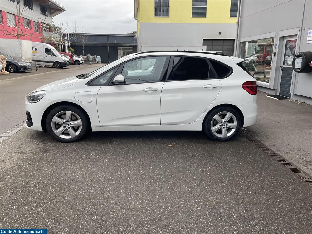 Bild 2: Occasion BMW 225xe iPerformance Active Tourer Steptronic Sport Line Minivan