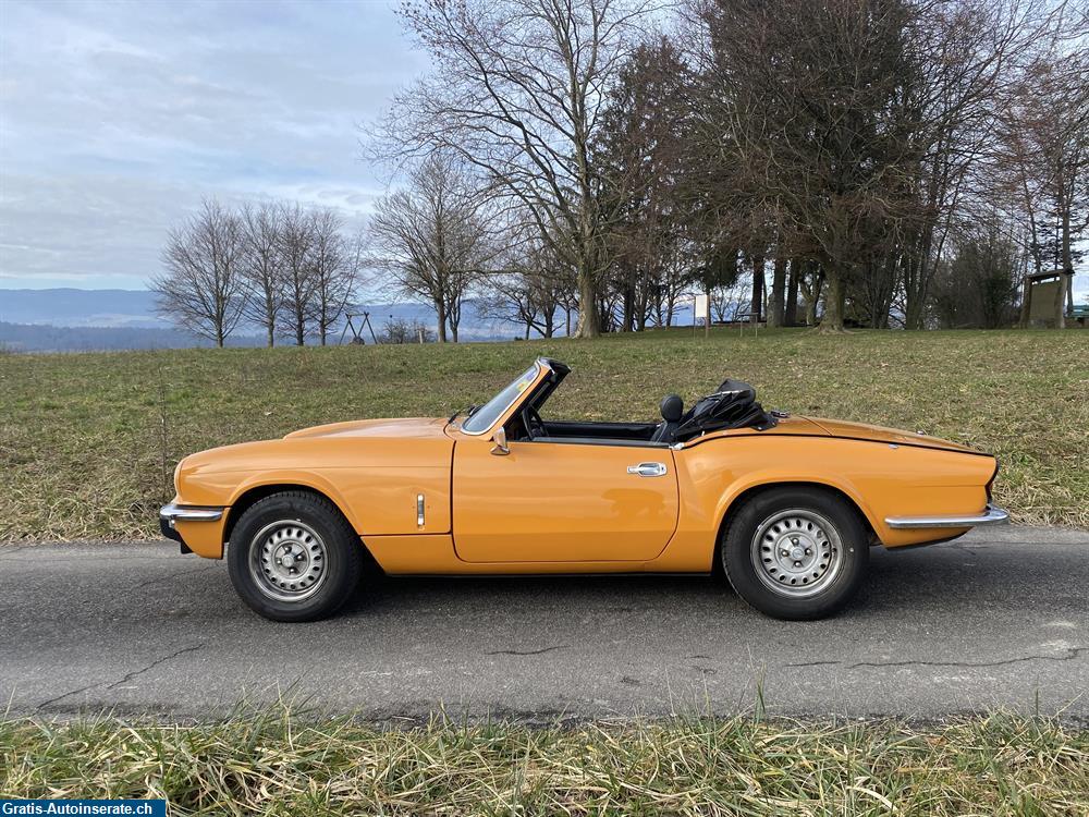 Bild 2: Oldtimer Triumph Spitfire 1500 Cabrio