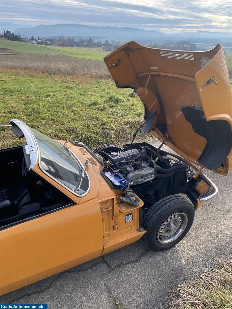 Bild 4: Oldtimer Triumph Spitfire 1500 Cabrio