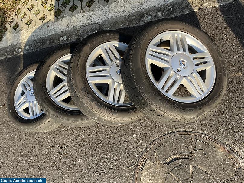 Bild 7: Vorführwagen Renault Renault Scenic Minivan mit Anhängehaken, 8-fach bereift Minivan