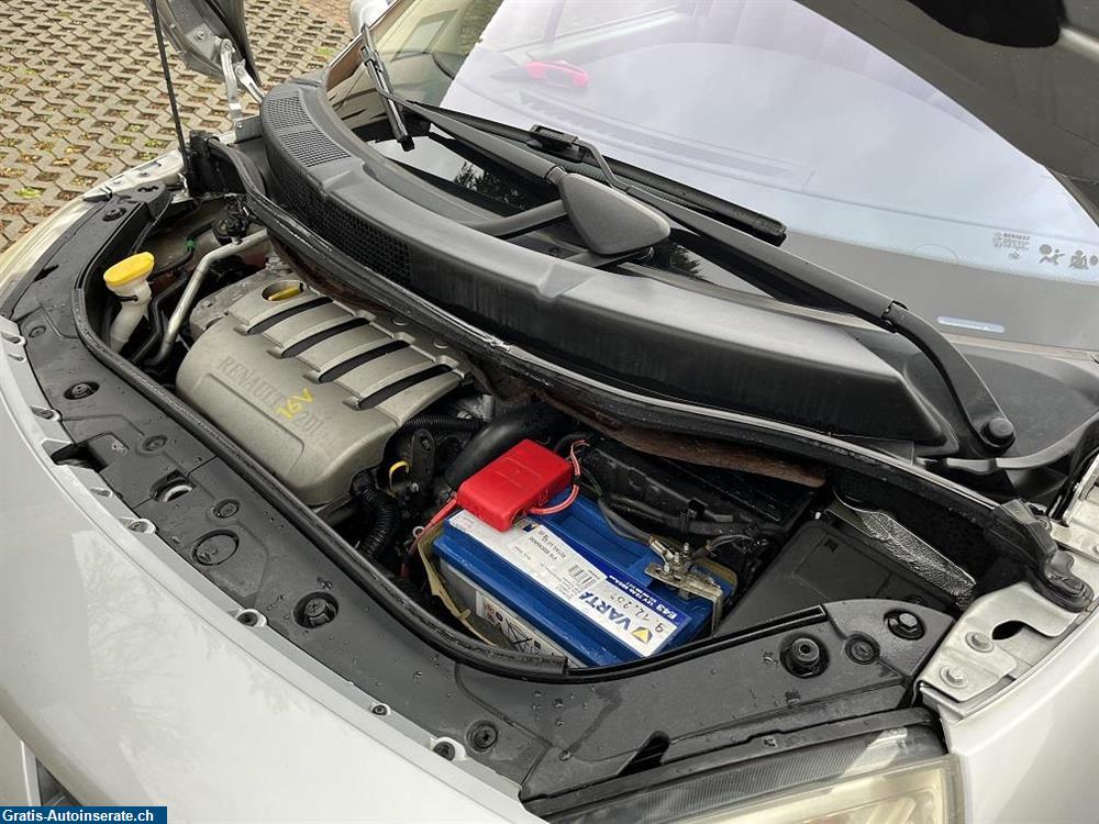 Bild 9: Vorführwagen Renault Renault Scenic Minivan mit Anhängehaken, 8-fach bereift Minivan