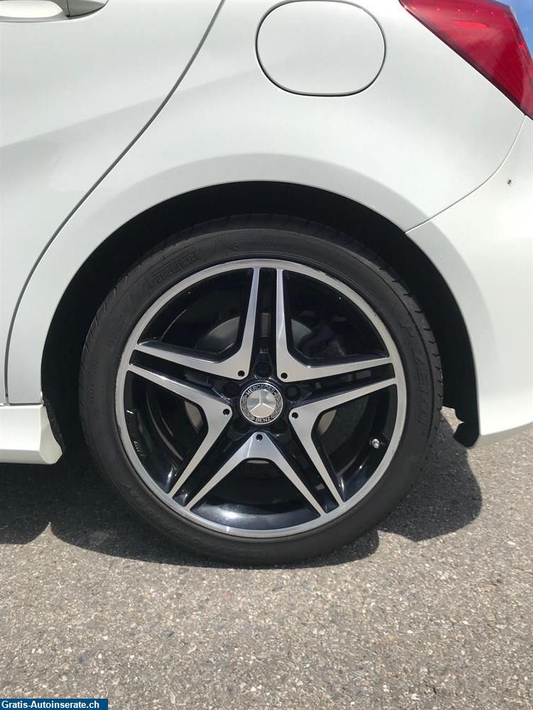 Bild 3: Jahreswagen Mercedes-Benz A220 AMG 4WD Limousine