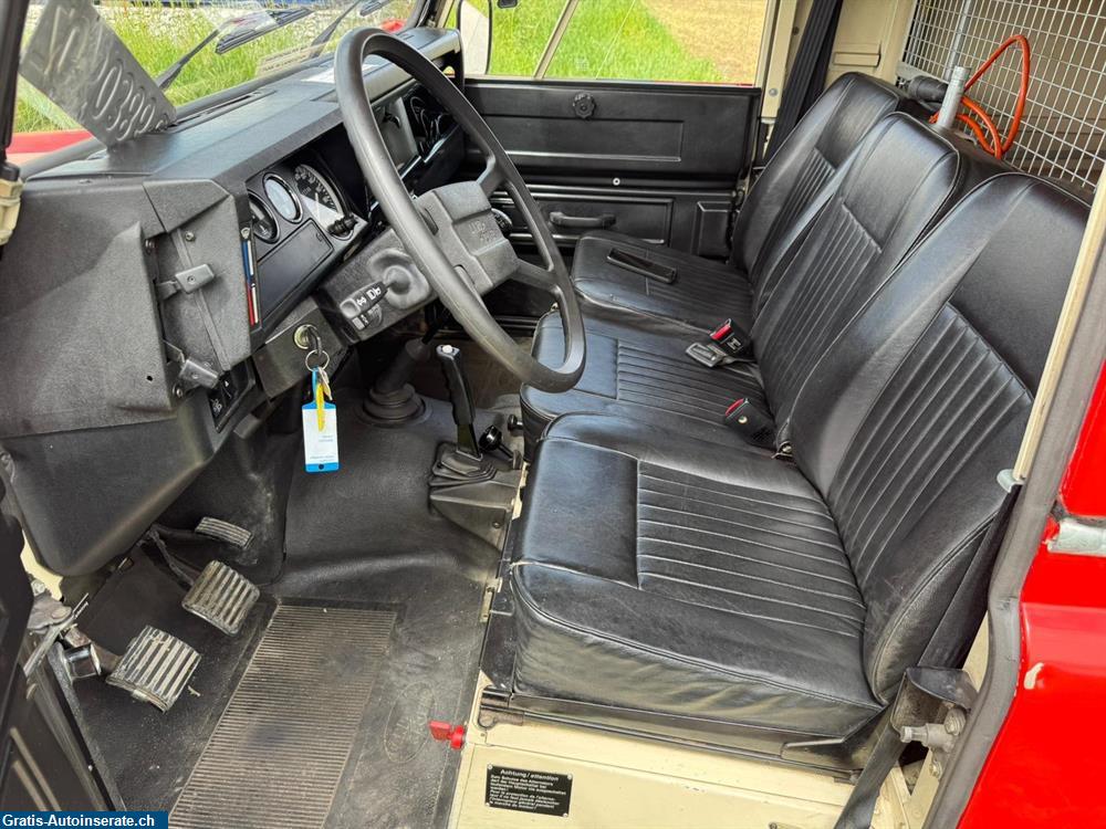 Bild 12: Occasion Land Rover 110 ex Feuerwehr Geländewagen