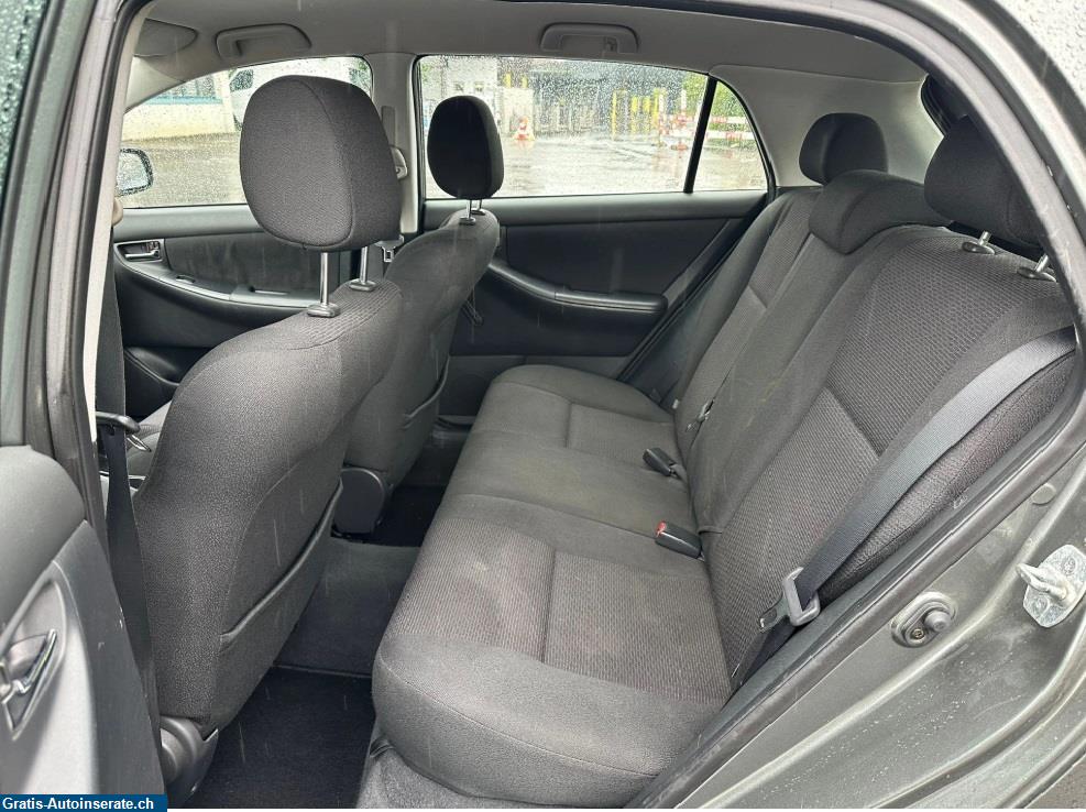 Bild 12: Occasion Toyota Corolla 1.6 Linea Terra Dynamic Limousine