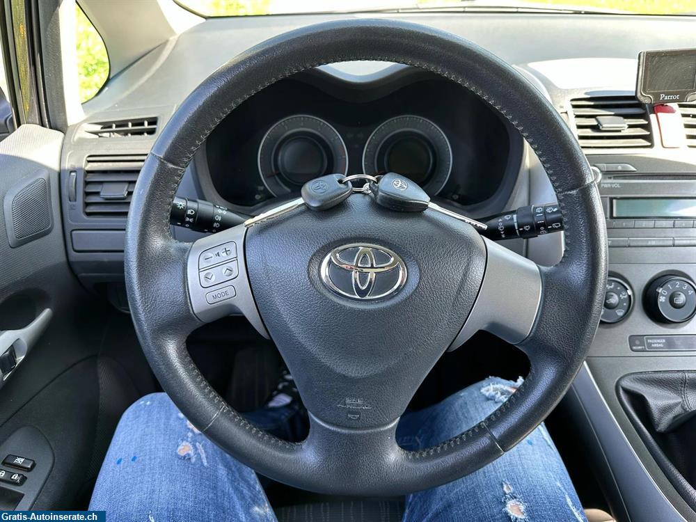 Bild 10: Occasion Toyota Auris 1.6 Style Limousine