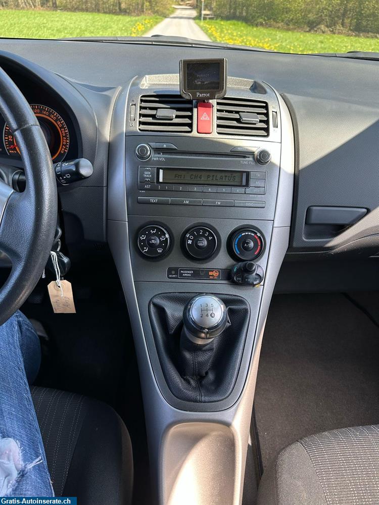 Bild 12: Occasion Toyota Auris 1.6 Style Limousine