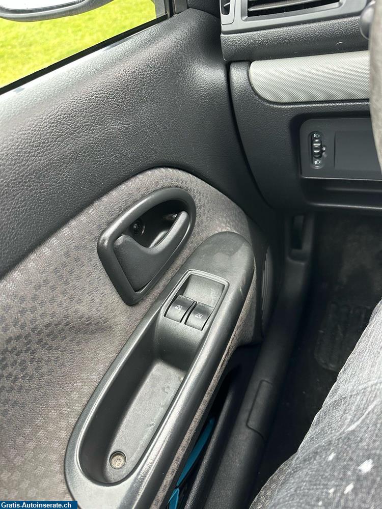 Bild 14: Occasion Renault Clio 1.2 Storia Minivan