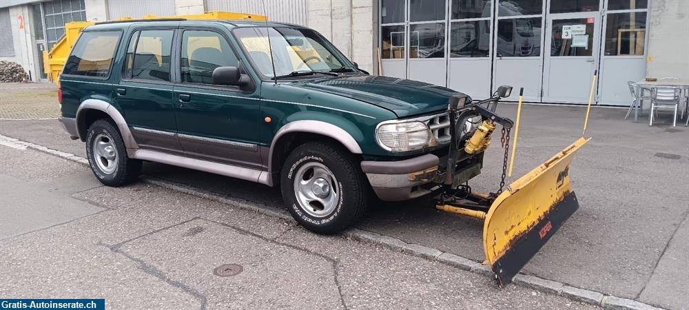 Bild 2: Occasion Ford Explorer 4.0 Meyer Schneepflug Geländewagen