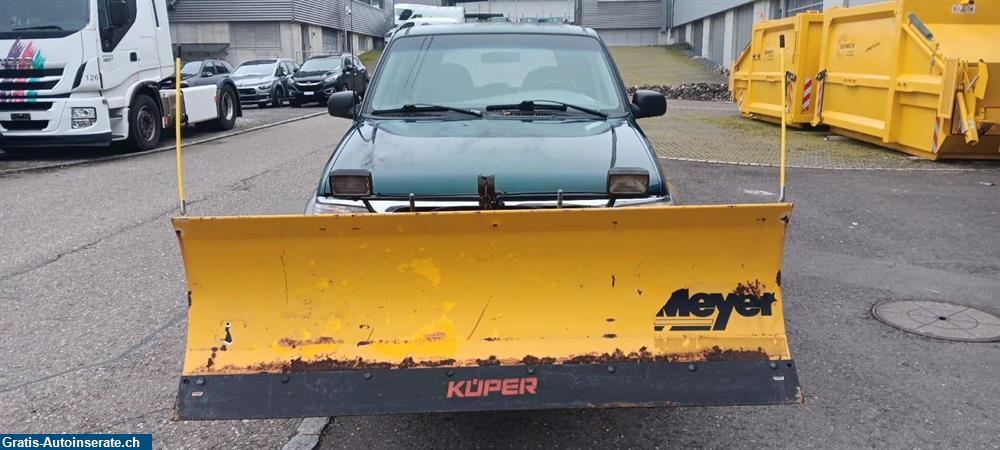 Bild 3: Occasion Ford Explorer 4.0 Meyer Schneepflug Geländewagen