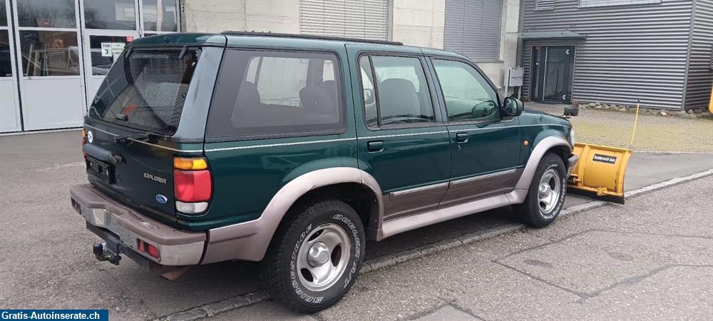 Bild 4: Occasion Ford Explorer 4.0 Meyer Schneepflug Geländewagen