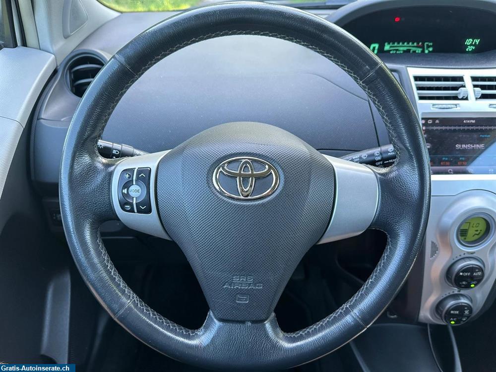 Bild 10: Occasion Toyota TOYOTA Yaris 1.3 Linea Luna Minivan