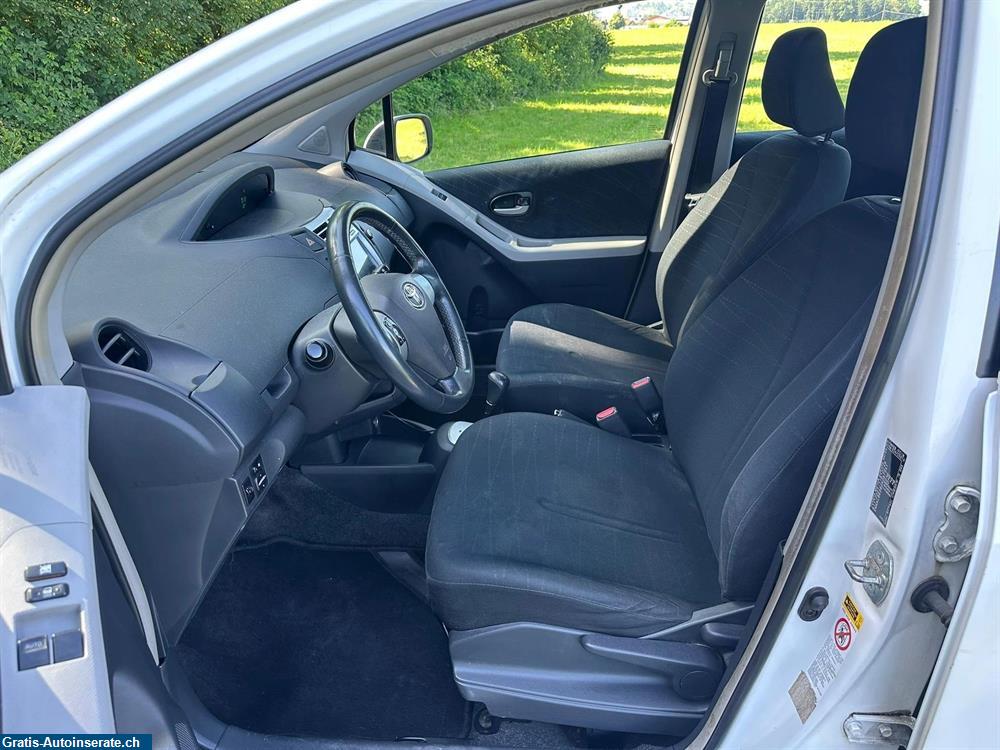 Bild 7: Occasion Toyota TOYOTA Yaris 1.3 Linea Luna Minivan