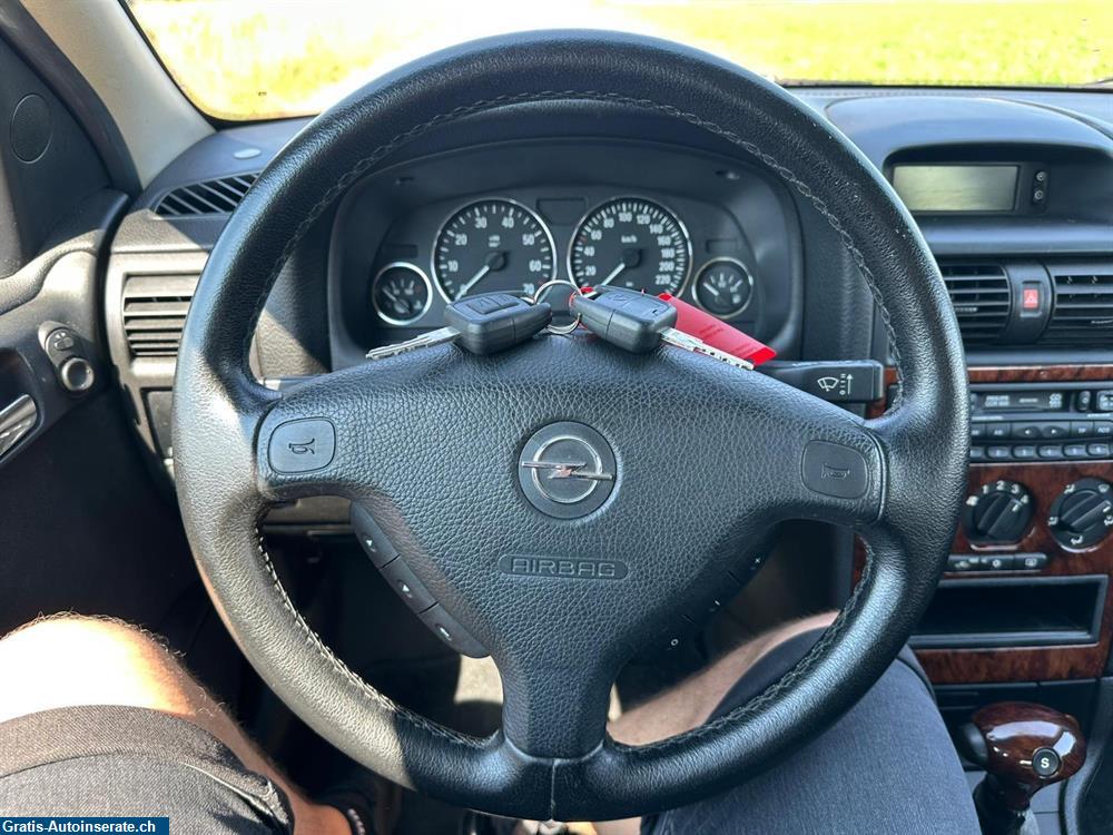 Bild 9: Occasion Opel OPEL Astra 2.2i 16V Edition 2000 Limousine