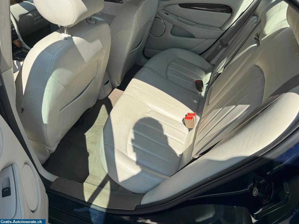 Bild 9: Occasion Jaguar X-Type 3.0 V6 Traction4 Executive Limousine