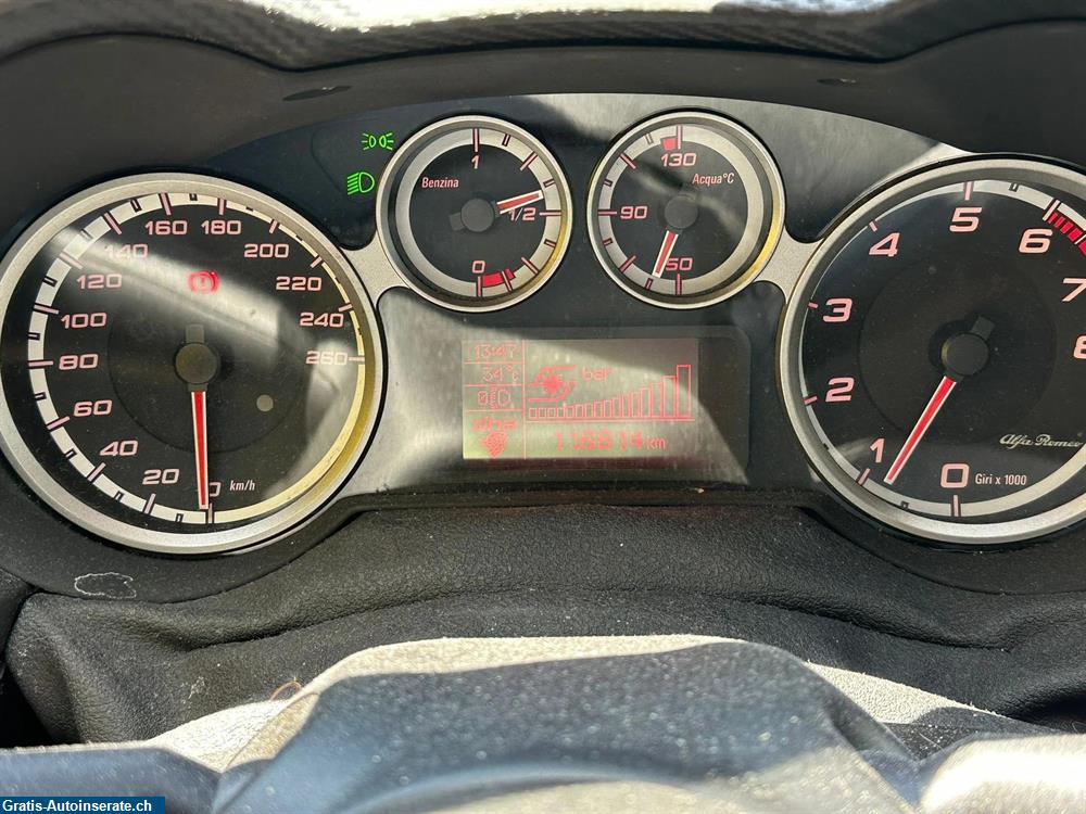 Bild 10: Occasion Alfa Romeo MiTo 0.9 TwinAir Turbo SBK Special Series Minivan