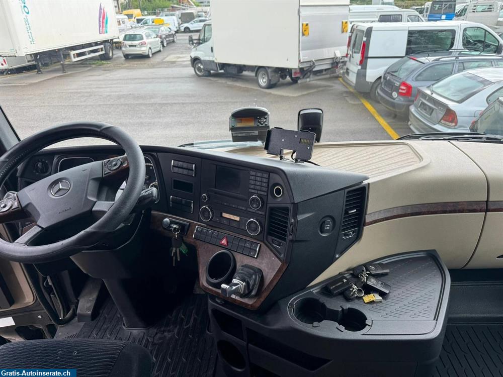 Bild 12: Occasion Mercedes-Benz 1836 Kasten mit Hebebühne Euro 6 LKW