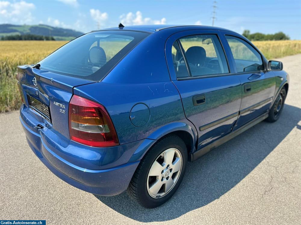 Bild 4: Occasion Opel Astra 2.2i 16V Edition 2000 Limousine