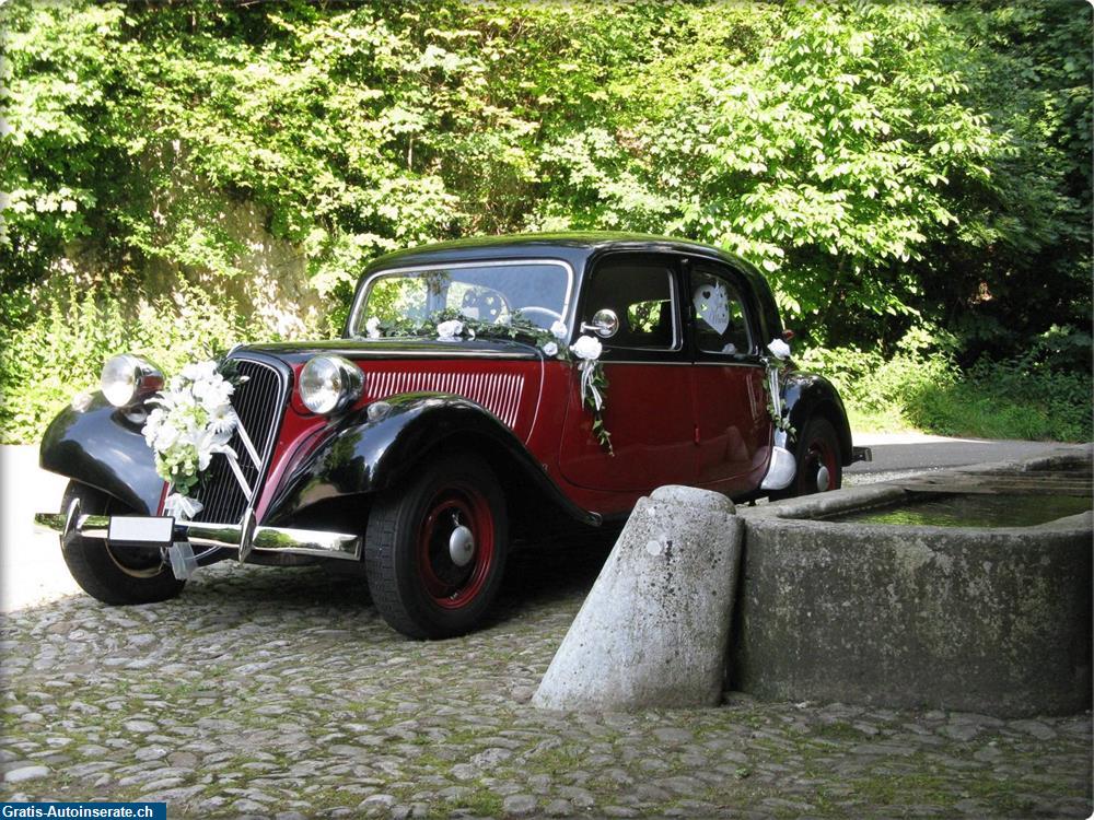 Oldtimer Citroen Traction Avant 11B Veteranenfahrzeug Limousine