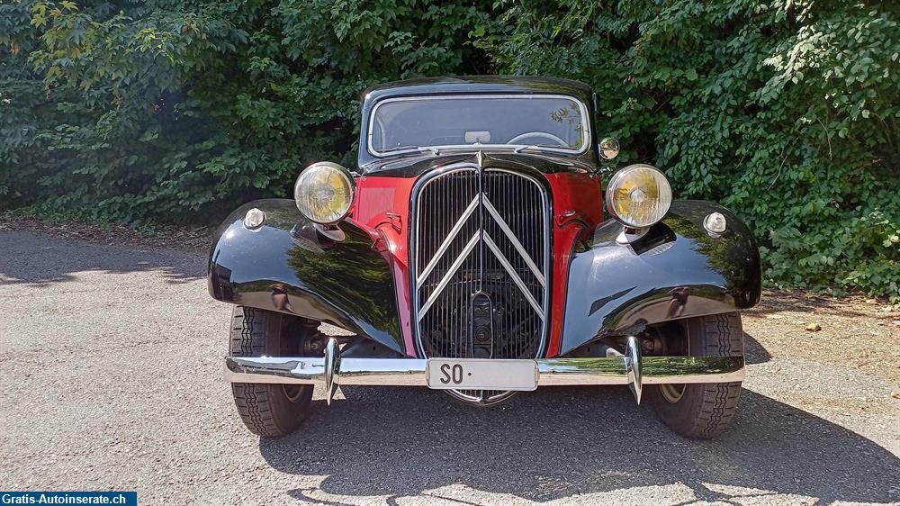 Bild 9: Oldtimer Citroen Traction Avant 11B Veteranenfahrzeug Limousine