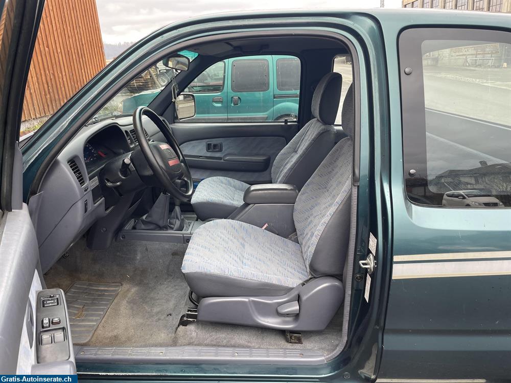 Bild 3: Occasion Toyota Hilux 4WD Lieferwagen