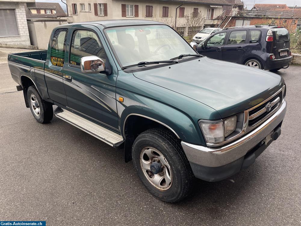 Bild 6: Occasion Toyota Hilux 4WD Lieferwagen