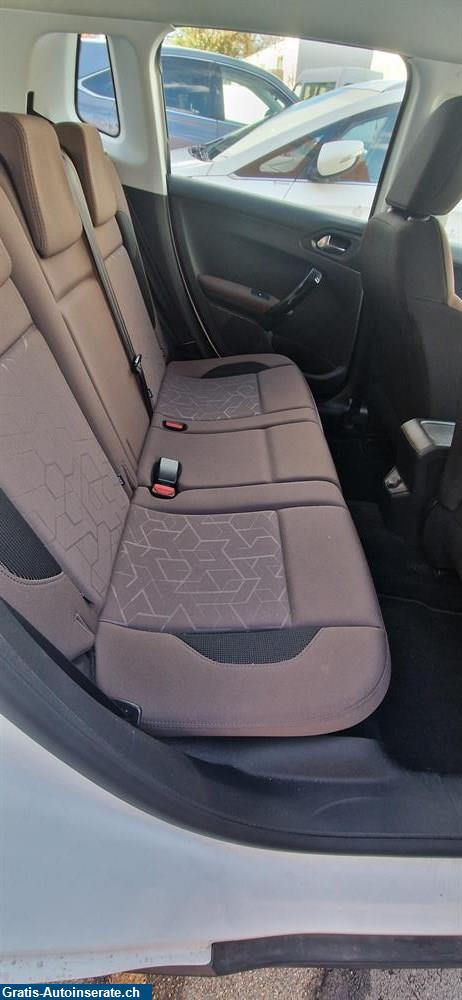 Bild 5: Occasion Peugeot 2008 1.2 Geländewagen