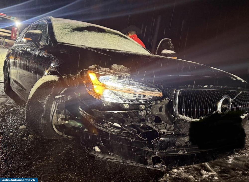Bild 3: Unfallwagen Volvo V90 D3 Kombi