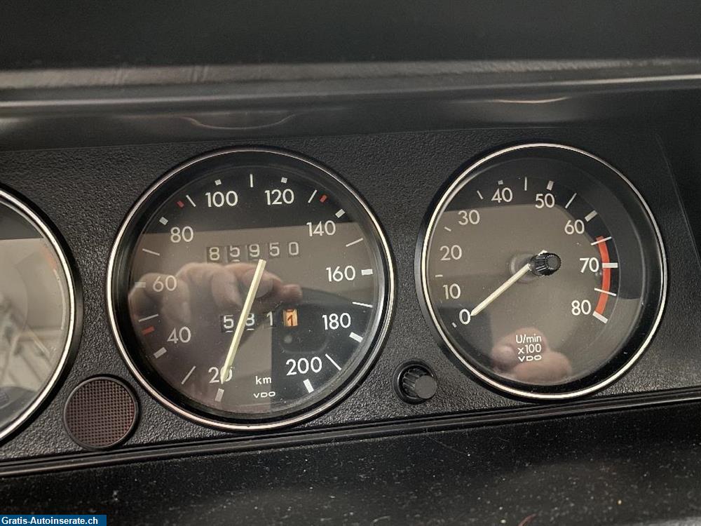 Bild 7: Oldtimer BMW 2002 Limousine