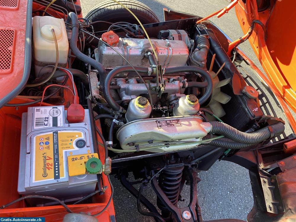 Bild 11: Oldtimer Triumph Spitfire 1500 Cabrio