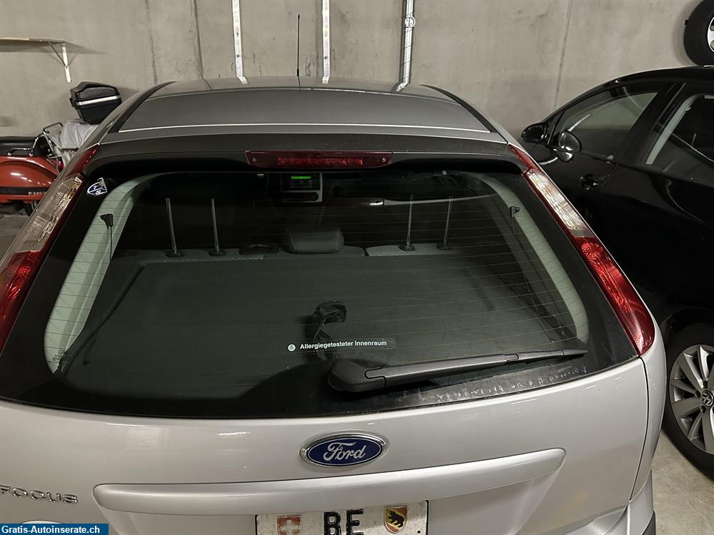 Bild 2: Occasion Ford Focus 2.0 16v Limousine