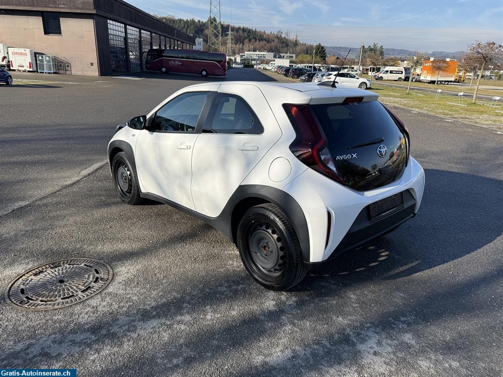 Bild 6: Occasion Toyota Aygo X Limousine