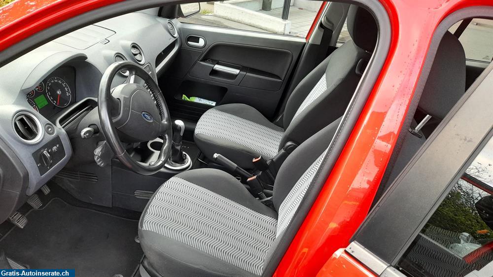Bild 7: Occasion Ford Focus 1.6i 16V Kombi