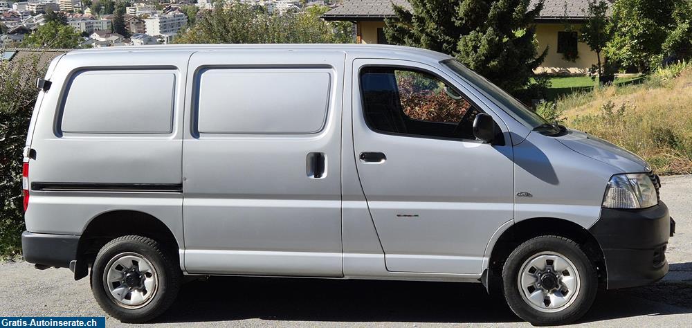 Occasion Toyota HI-ACE Bus Bus