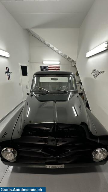 Oldtimer Ford (USA) f100 Geländewagen